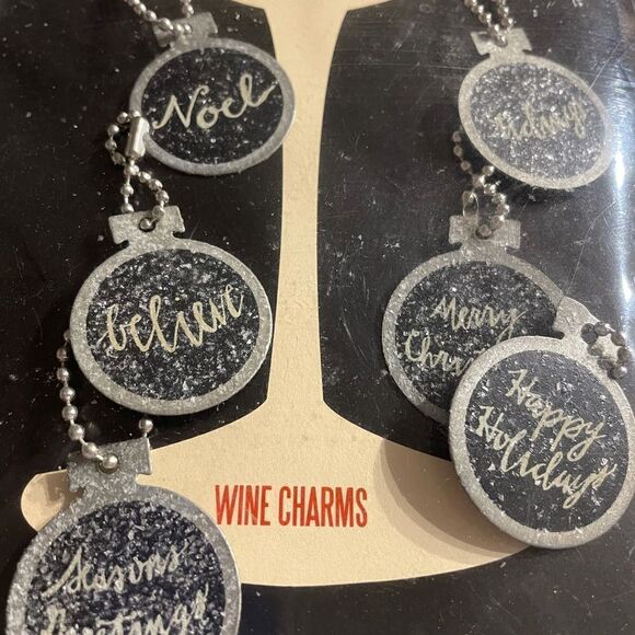 Wine Charms Set of 6 Xmas Bar Accessories Black Silver Primitives by Kathy NWT - Picture 5 of 14
